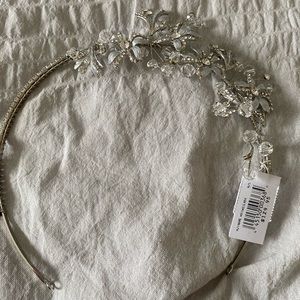NWT David’s Bridal Crystal and Silver Headband